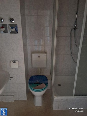 kleine 3 Zimmer Wohnung in beliebtem Stadtteil Preißelpöhl mit Balkon - Photo 4