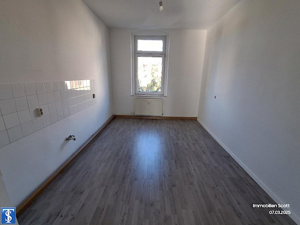 Charmante 2,5-Zimmer-Wohnung in Plauen-Preißelpöhl mit Top-Lage - Photo 2