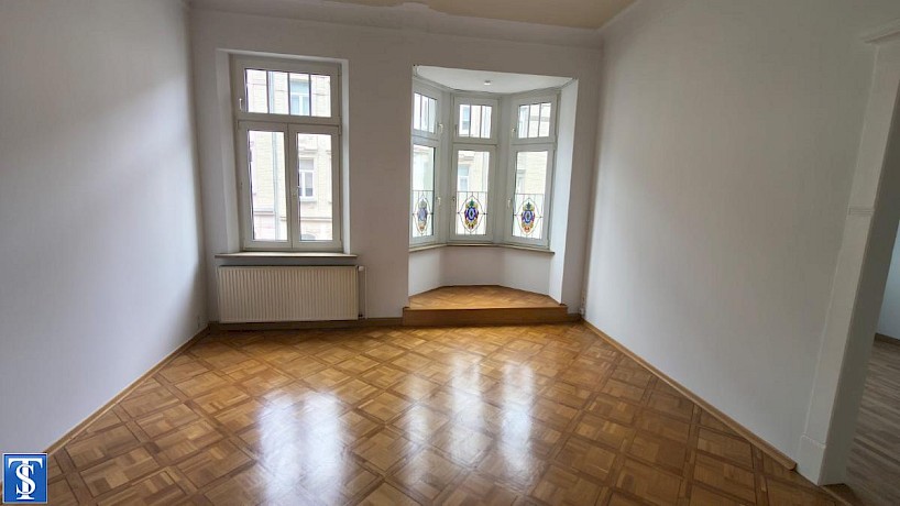 Stylischer Altbau - 4 Zimmer Wohnung mit Balkon und vielen kleinen Details - Foto 2