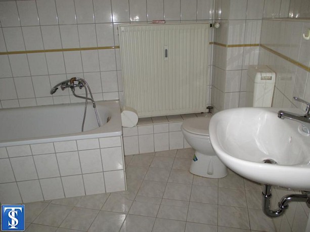 Charmante 3-Zimmer-Altbauwohnung in Plauen – Ideal für Familien und Paare! - Foto 2
