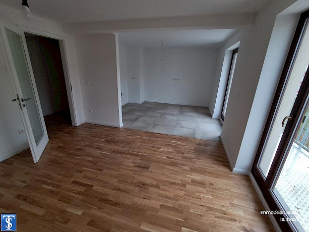 Erstbezug nach Sanierung: Modernes Wohnen in Plauen + 78 m² Dachbodenetage - Photo 3