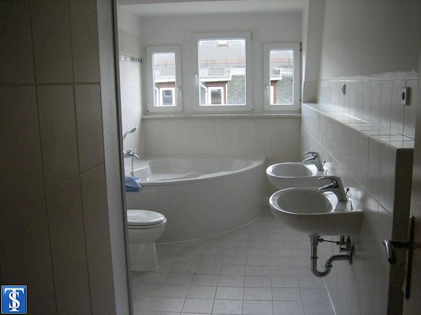 3 Zimmer Dachgeschosswohnung im Stadtteil Peißelpöhl - Photo 1