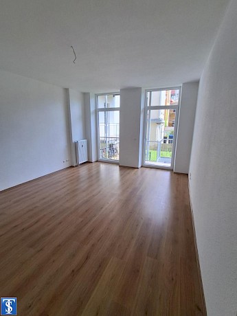 Wohntraum mit eigenem Garten: Helle 3-Zimmer-Wohnung zum Wohlfühlen - Photo 1